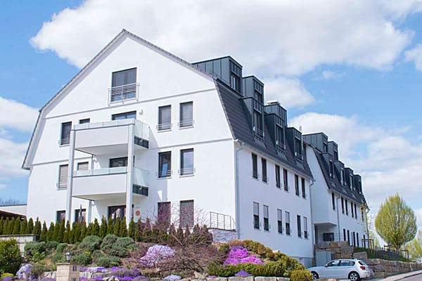 2695a6b2_portraitblock1