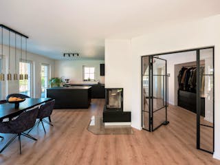 Massivhaus Stadtvilla Lugana von ROTH MASSIVHAUS Schlüsselfertig ab 379500€, Stadtvilla Innenansicht 1