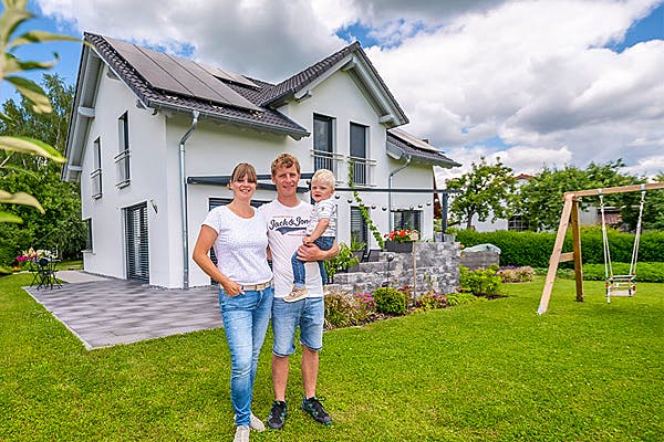 4b448df1_portraitblock-mh1