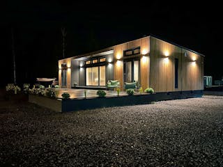 Fertighaus Gaja von Easy Homes - Tiny- & Modulhäuser Schlüsselfertig ab 330000€, Bungalow Außenansicht 2
