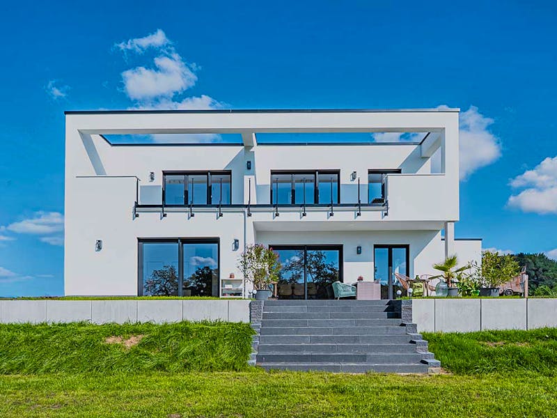 Massivhaus-Baupartner RheinMassiv