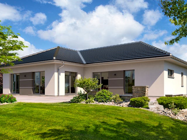 Fertighaus Lifetime 7 von allkauf haus, Bungalow Außenansicht 1 Fertighaus Lifetime 7 von allkauf haus, Bungalow Außenansicht 1