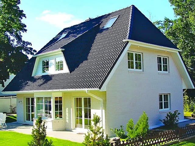 Massivhaus Hildesheim von Aye-Bau Schlüsselfertig ab 380500€, Satteldach-Klassiker Außenansicht 1 Massivhaus Hildesheim von Aye-Bau Schlüsselfertig ab 380500€, Satteldach-Klassiker Außenansicht 1