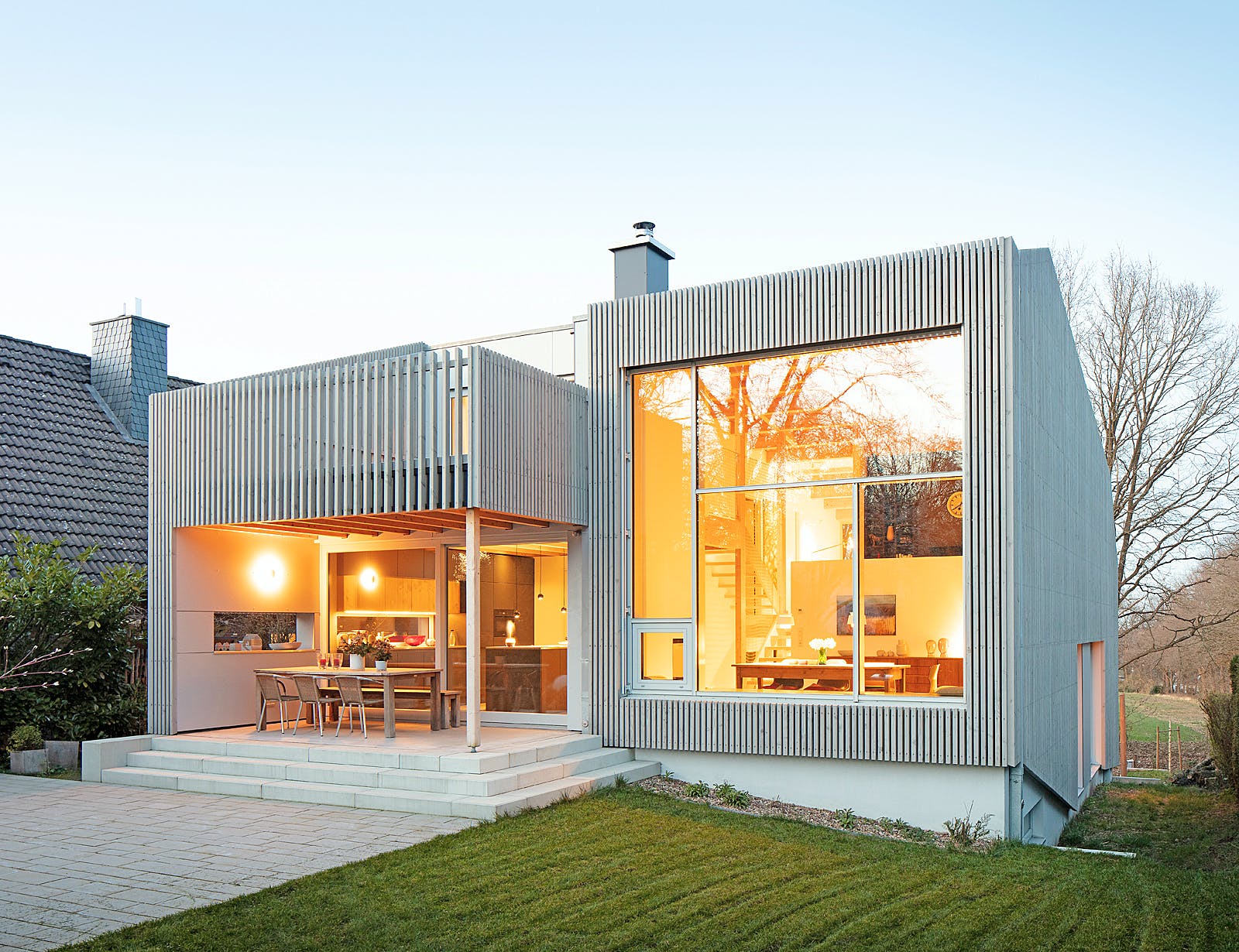 Fertighaus Marmstorf von Bardowicks.Haus und Holzbau Ausbauhaus ab 315000€, Cubushaus Außenansicht 2