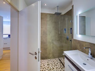 Fertighaus Mehrfamilienhaus Geske von Bau-Fritz - Mehrfamilienhäuser Schlüsselfertig ab 1710000€, Cubushaus Innenansicht 4