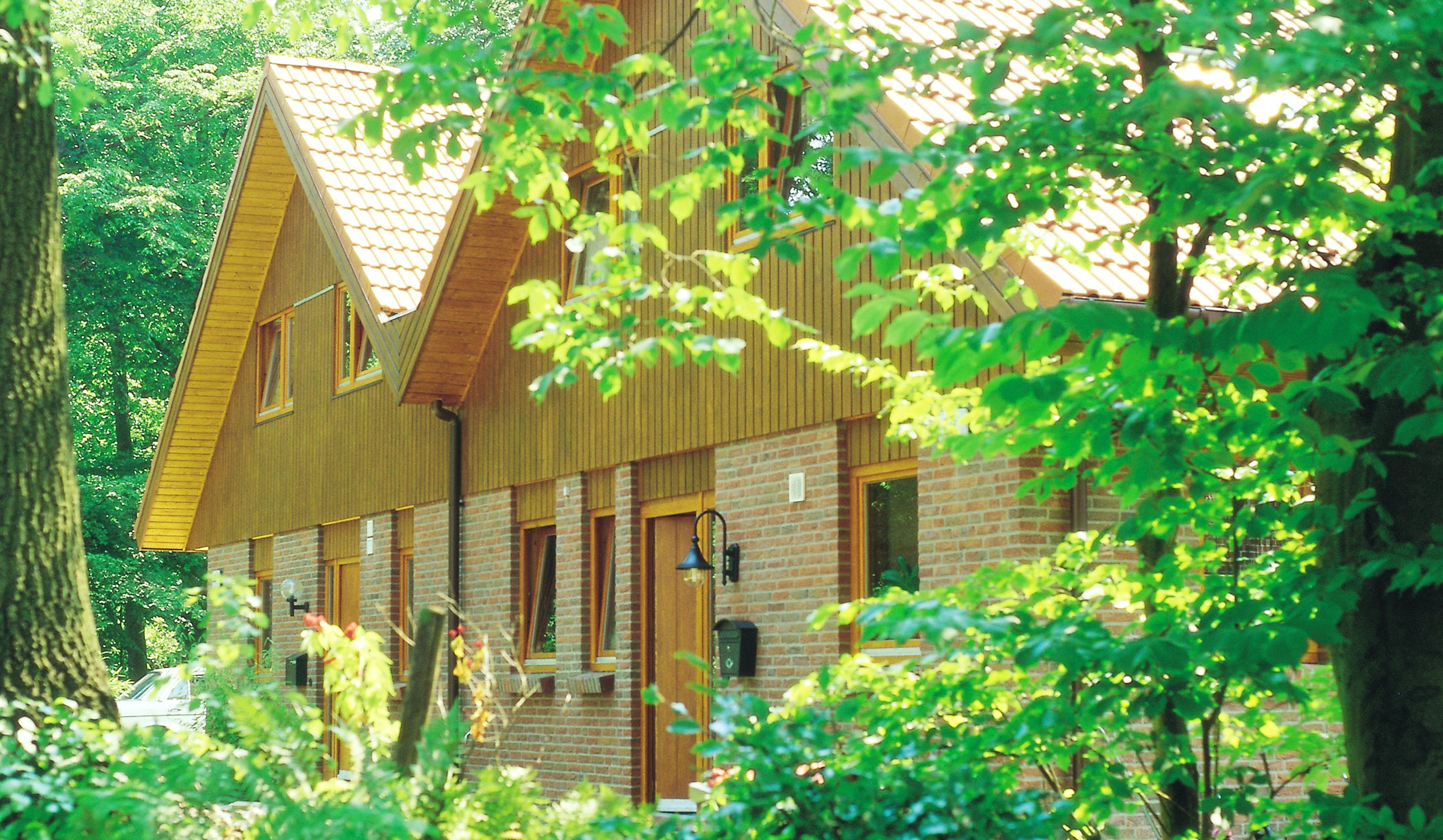 Fertighaus Billund von Danhaus Deutschland Schlüsselfertig ab 282085€, Satteldach-Klassiker Außenansicht 2