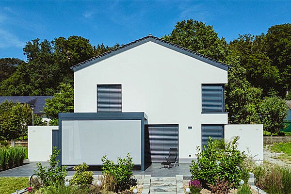 c1794314_portraitblock2