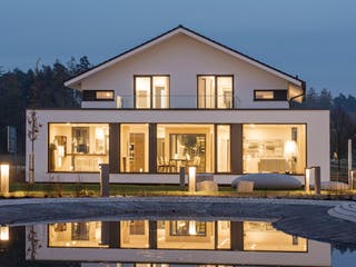 Fertighaus CONCEPT-M 210 Günzburg von Bien-Zenker Schlüsselfertig ab 834028€, Satteldach-Klassiker Außenansicht 5