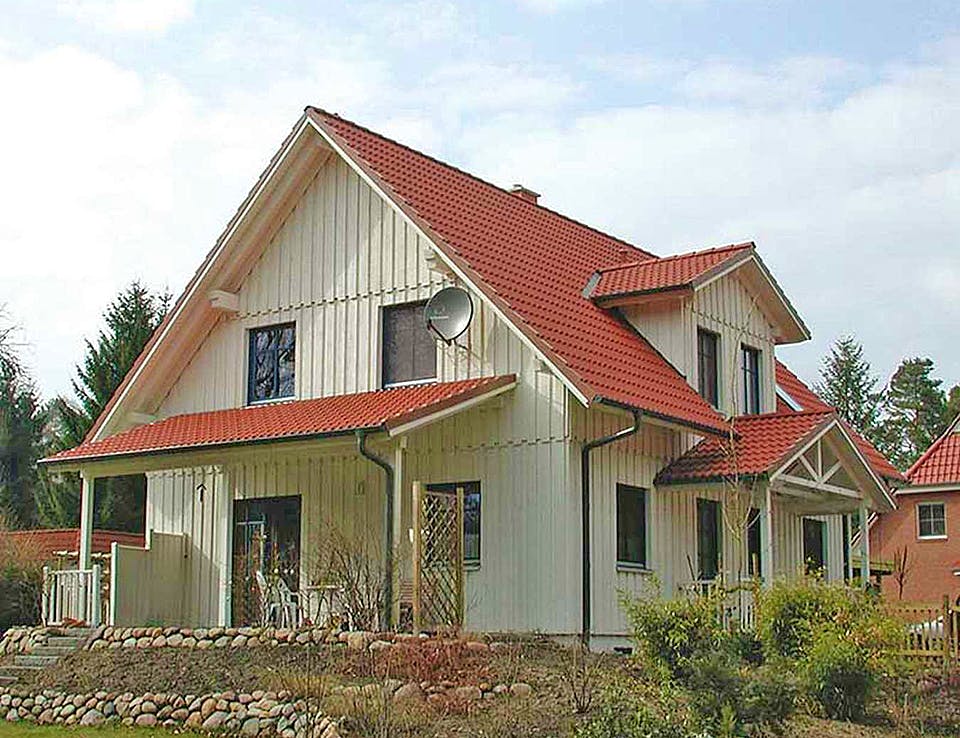 Fertighaus Carmen (KfW-Effizienzhaus 40 EE) von Dammann-Haus Schlüsselfertig ab 372500€, Satteldach-Klassiker Außenansicht 2