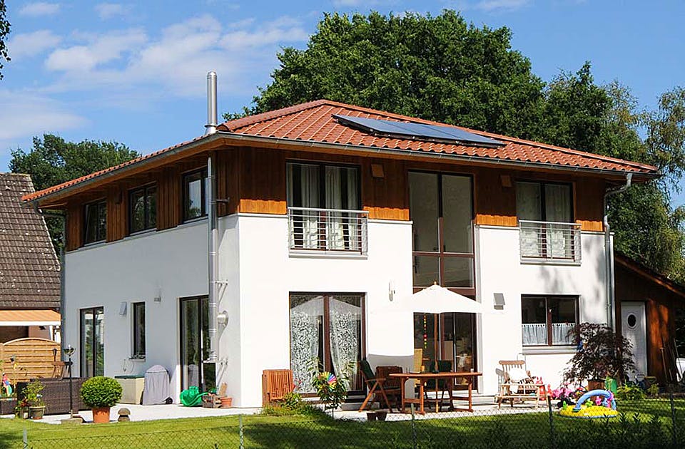 Fertighaus Christine (KfW-Effizienzhaus 40 EE) von Dammann-Haus Schlüsselfertig ab 328300€, Stadtvilla Außenansicht 1