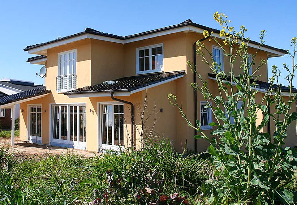 Fertighaus Conny (KfW-Effizienzhaus 40 EE) von Dammann-Haus Schlüsselfertig ab 557700€, Stadtvilla Außenansicht 1