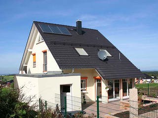 Fertighaus Maria (KfW-Effizienzhaus 40 EE) von Dammann-Haus Schlüsselfertig ab 332200€, Satteldach-Klassiker Außenansicht 2