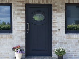 Massivhaus EFH 1.5 - 120 von Dan Concept Massivhaus, Satteldach-Klassiker Außenansicht 3