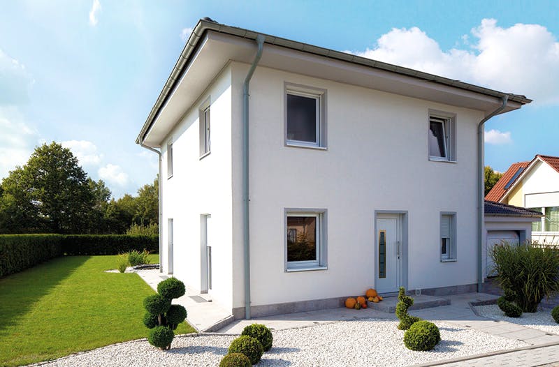 Massivhaus ICON 3 City mit Walmdach von Dennert Massivhaus Ausbauhaus ab 249700€, Stadtvilla Außenansicht 1