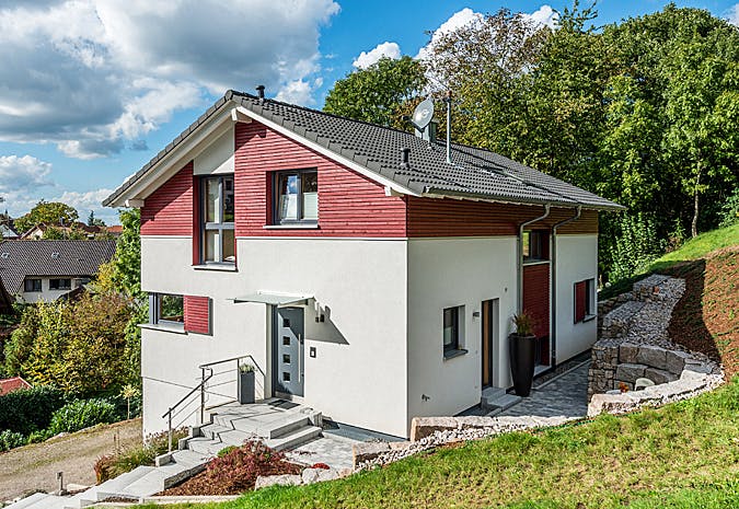 Blockhaus D152 Sum von Frammelsberger R. Ingenieur-Holzbau, Satteldach-Klassiker Außenansicht 1
