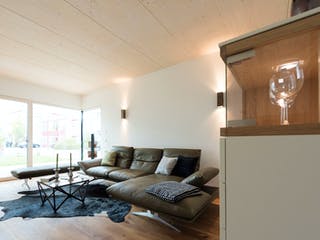 Blockhaus D183 MH Mülheim-Kärlich von Frammelsberger R. Ingenieur-Holzbau, Satteldach-Klassiker Innenansicht 2