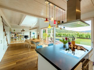 Blockhaus D188 Hertfelder‐Siegel von Frammelsberger R. Ingenieur-Holzbau, Satteldach-Klassiker Innenansicht 2