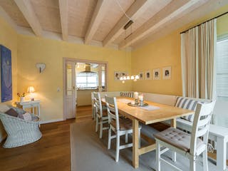 Blockhaus D243 Schmidt von Frammelsberger R. Ingenieur-Holzbau, Cubushaus Innenansicht 3