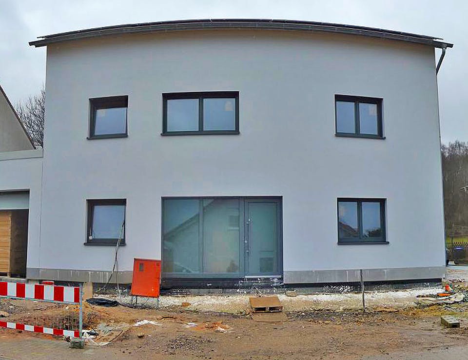 Fertighaus Haus 5 von Dörr Bio-Holzhaus, Satteldach-Klassiker Außenansicht 2