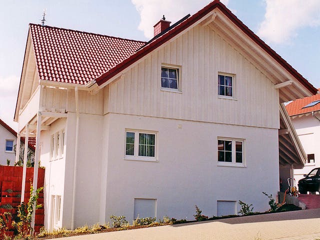 Fertighaus Haus 6 von Dörr Bio-Holzhaus, Satteldach-Klassiker Außenansicht 3