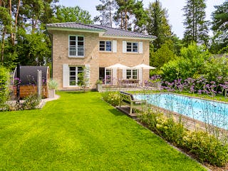 Massivhaus Stadtvilla 180 von ECO System HAUS Schlüsselfertig ab 389000€, Stadtvilla Außenansicht 3