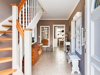 Massivhaus Friesenhaus 160 von ECO System HAUS Schlüsselfertig ab 335800€, Satteldach-Klassiker Innenansicht 3