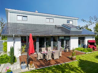 Massivhaus Pultdachhaus 220 von ECO System HAUS, Pultdachhaus Außenansicht 1