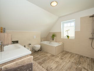 Massivhaus Friesenhaus 145 von ROTH MASSIVHAUS Schlüsselfertig ab 359100€, Satteldach-Klassiker Innenansicht 3