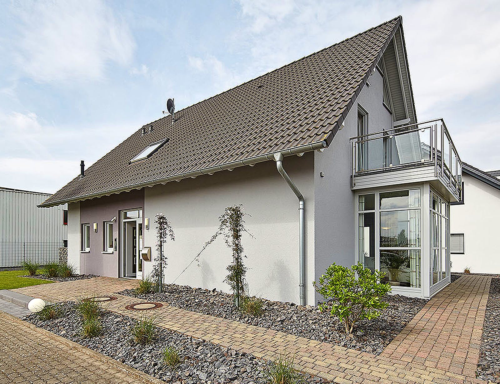 Fertighaus Evita - MH Mülheim-Kärlich von GUSSEK HAUS Schlüsselfertig ab 522100€, Satteldach-Klassiker Außenansicht 2