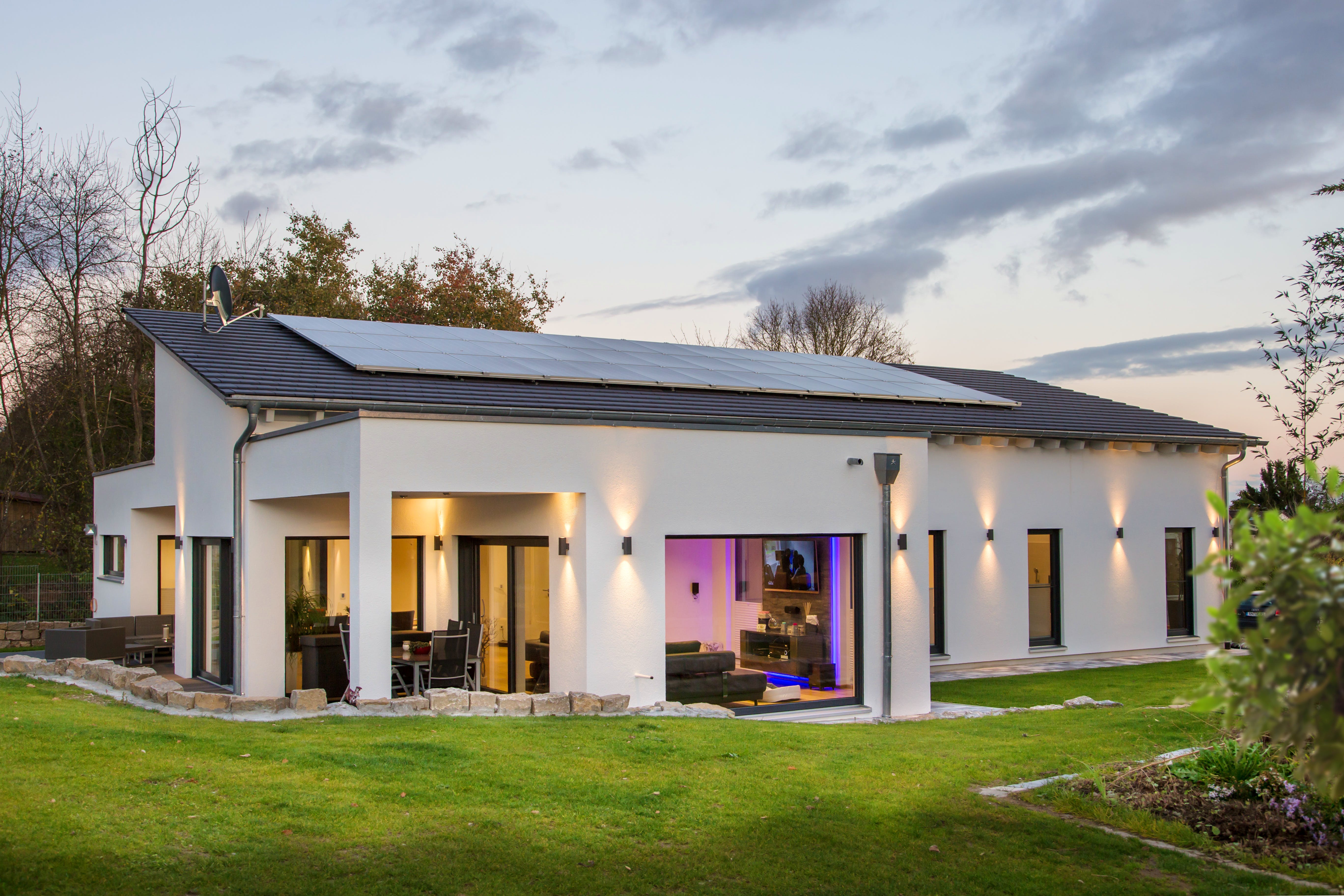 Fertighaus Bungalow 200 von FischerHaus Schlüsselfertig ab 502440€, Bungalow Außenansicht 1