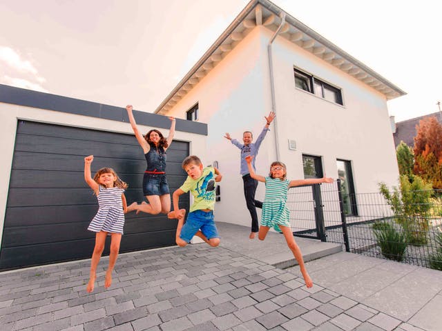 Fertighaus Stadtvilla 212 von FischerHaus Schlüsselfertig ab 552675€, Stadtvilla Außenansicht 1