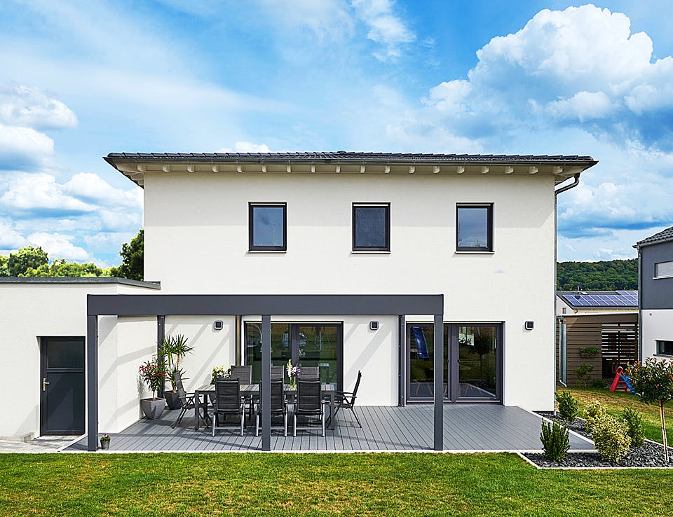 Fertighaus Haus Leicht von Fertighaus WEISS Schlüsselfertig ab 367000€, Stadtvilla Außenansicht 3