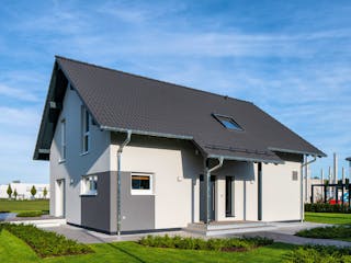Fertighaus MH Frankenberg - JUNO 402 von FingerHaus Schlüsselfertig ab 423258€, Satteldach-Klassiker Außenansicht 1