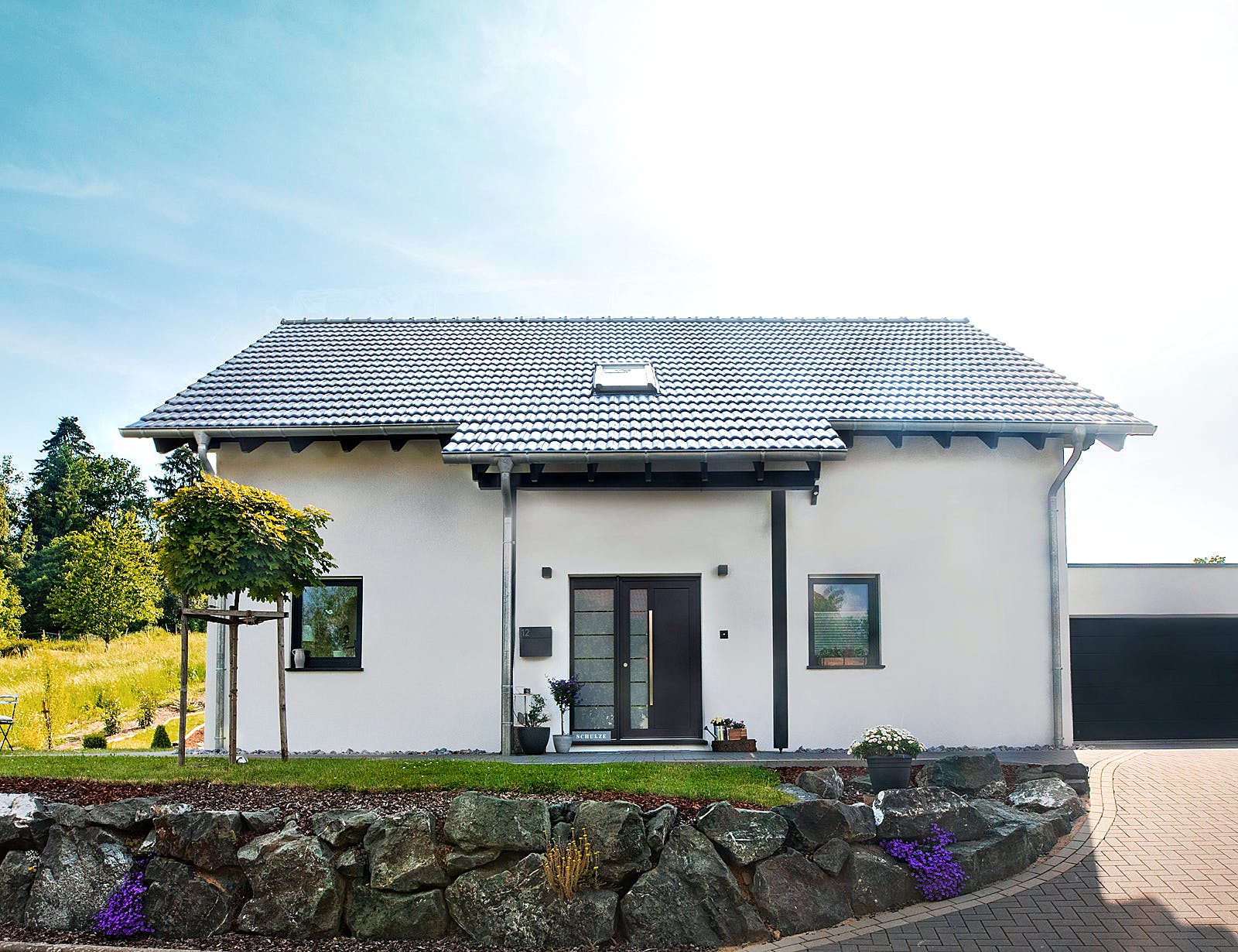 Fertighaus Amika von FINGERHUT-HAUS Schlüsselfertig ab 477247€, Satteldach-Klassiker Außenansicht 2