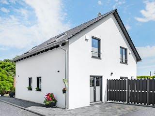 Fertighaus Filino von Fingerhut Haus, Satteldach-Klassiker Außenansicht 2