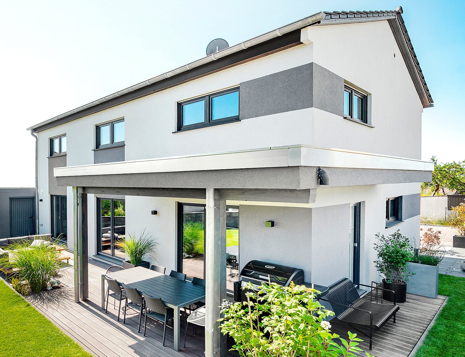 Fertighaus Ludema von FINGERHUT-HAUS, Satteldach-Klassiker Außenansicht 1