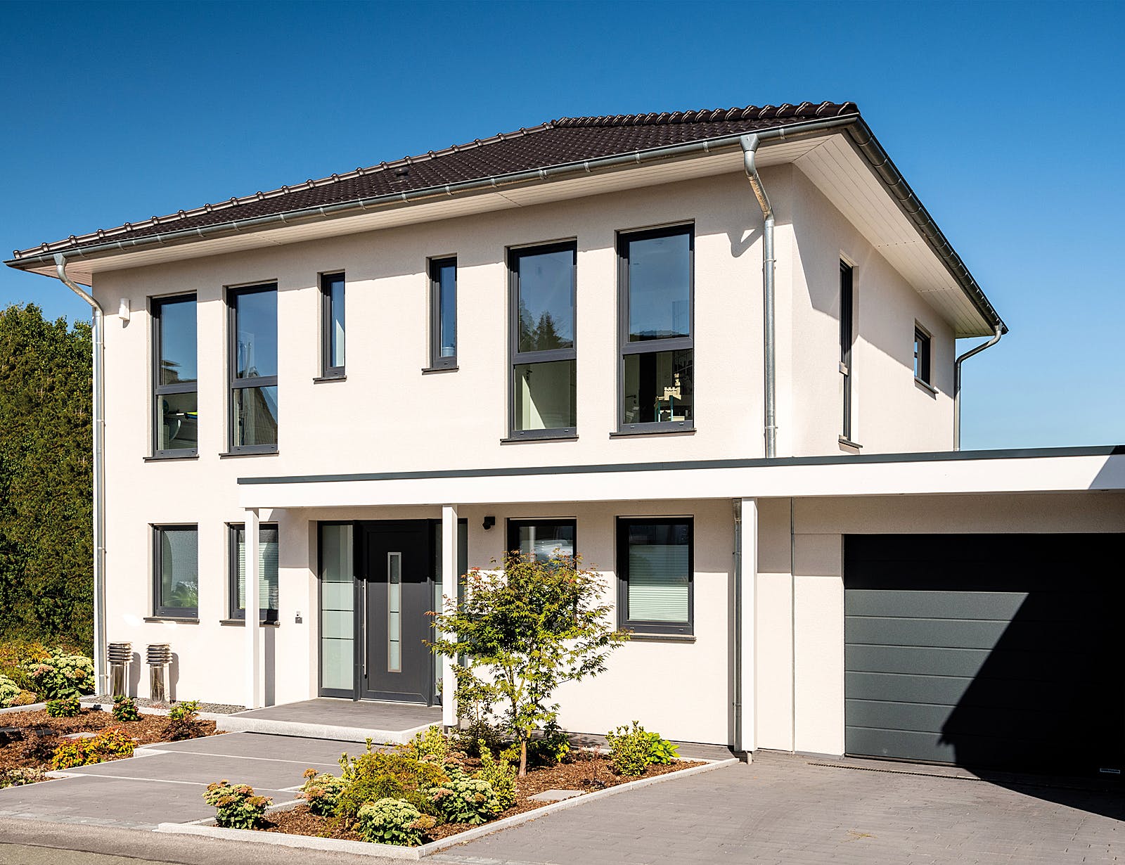 Fertighaus Plata von FINGERHUT-HAUS Schlüsselfertig ab 612753€, Stadtvilla Außenansicht 1