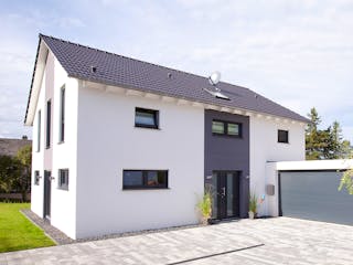 Fertighaus Rido von Fingerhut Haus Schlüsselfertig ab 489570€, Satteldach-Klassiker Außenansicht 1