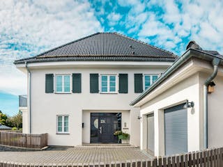 Fertighaus Suro von Fingerhut Haus Schlüsselfertig ab 605693€, Stadtvilla Außenansicht 3