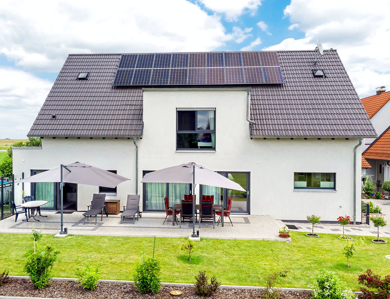 Fertighaus Modern 234 von FischerHaus Schlüsselfertig ab 659635€, Satteldach-Klassiker Außenansicht 1