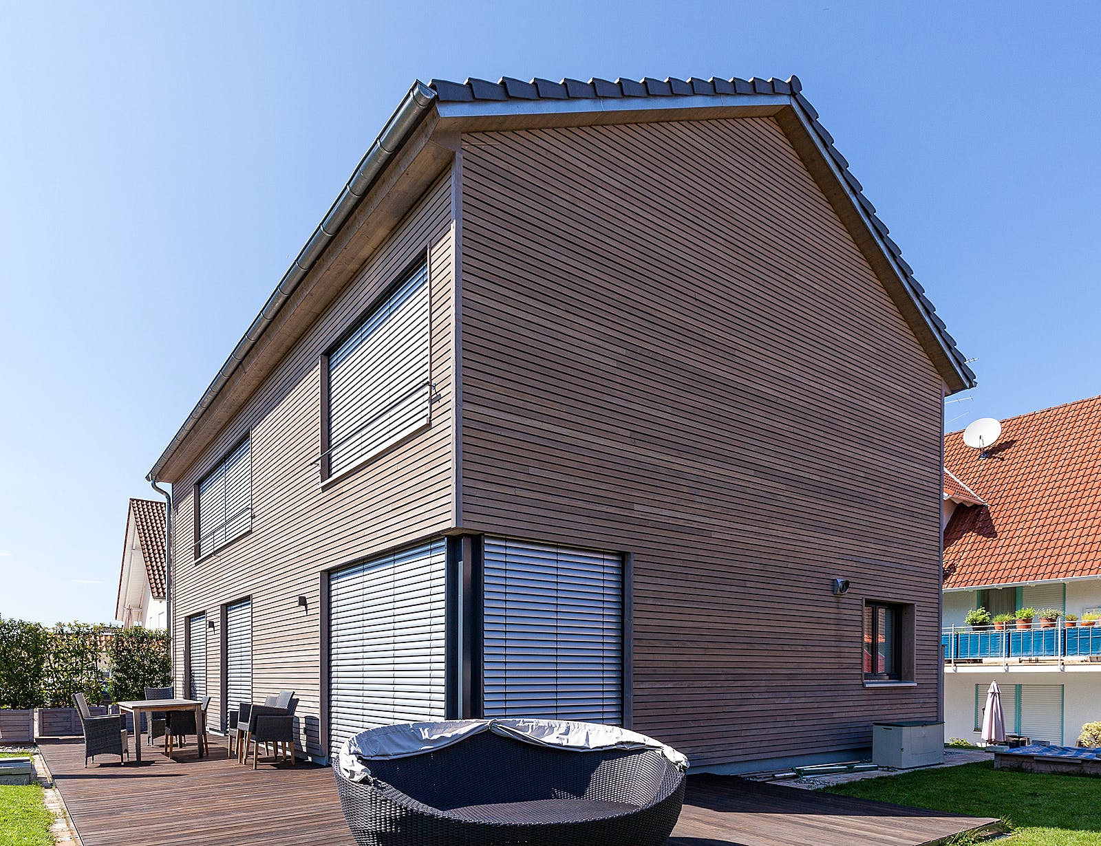 Fertighaus F172 - Gruber von Fluck Holzbau Schlüsselfertig ab 420000€, Satteldach-Klassiker Außenansicht 2