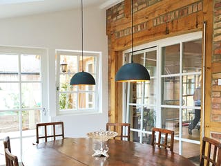 Fertighaus Alte Schmiede von Fuhrberger Zimmerei Betriebsges. mbH, Fachwerk Innenansicht 5