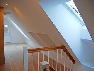 Fertighaus Fittis Winkel von Fuhrberger Zimmerei Betriebsges. mbH, Fachwerk Innenansicht 8