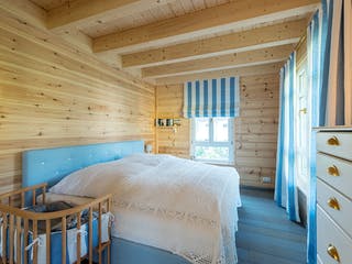 Blockhaus Im Eichenhain von Fullwood Wohnblockhaus Ausbauhaus ab 390000€, Blockhaus Innenansicht 12