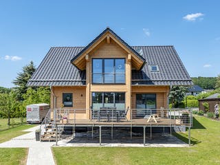 Blockhaus Köterbergblick von Fullwood Wohnblockhaus Ausbauhaus ab 190000€, Blockhaus Außenansicht 3