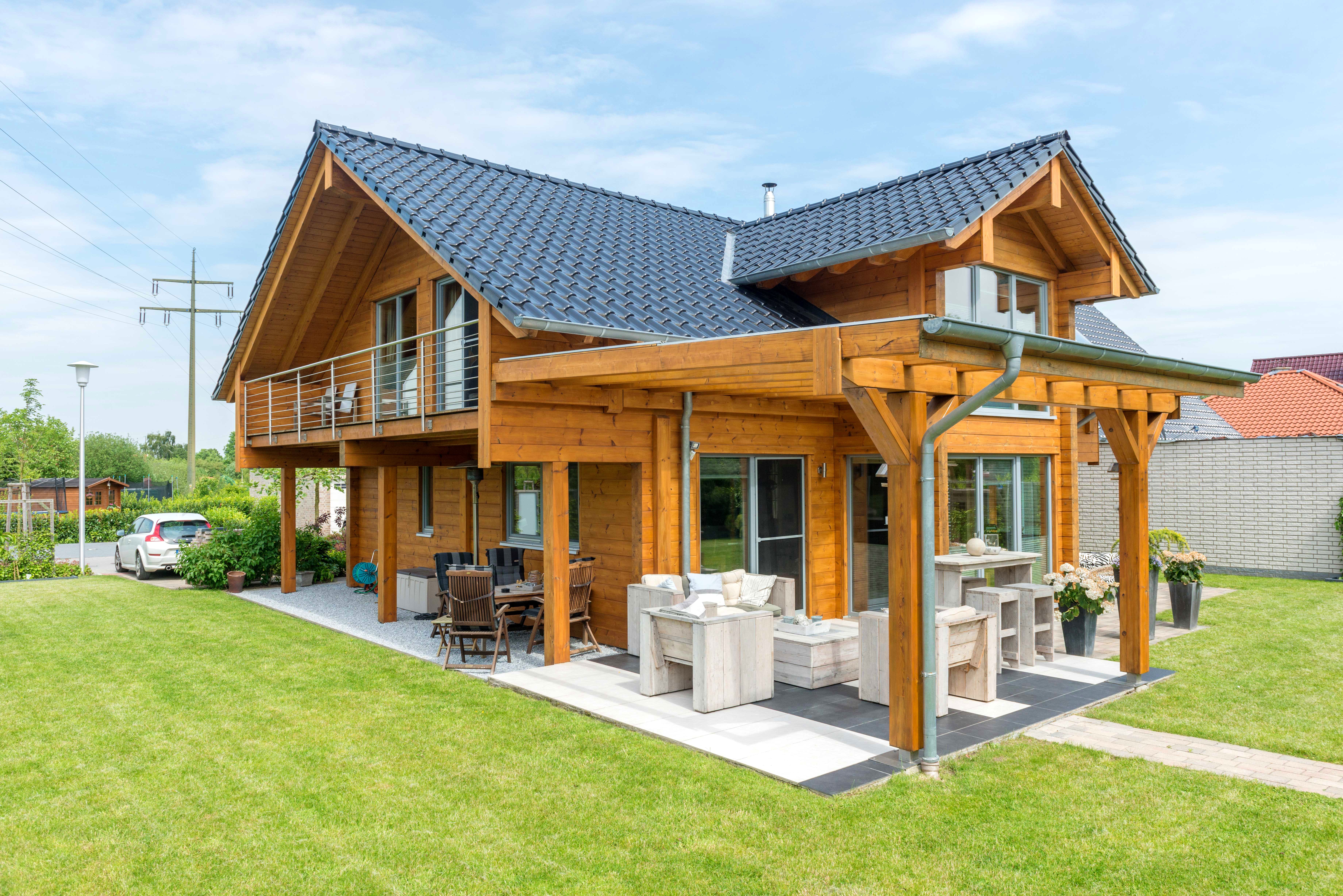 Blockhaus Münsterland von Fullwood Wohnblockhaus Ausbauhaus ab 260000€, Blockhaus Außenansicht 2