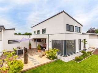 Fertighaus Generationenhaus von Meisterstück-HAUS, Pultdachhaus Außenansicht 5