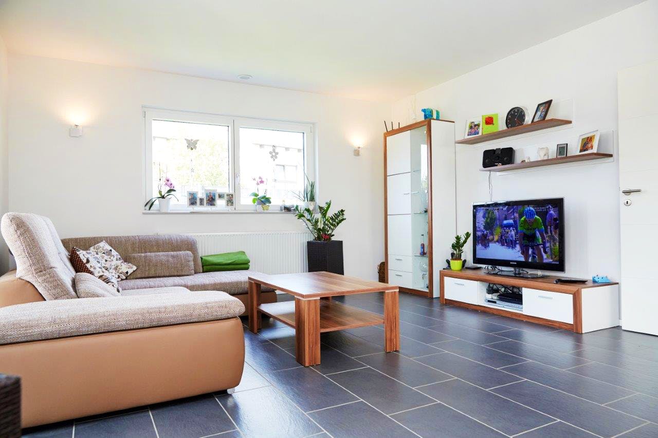 Fertighaus Genf von GUSSEK HAUS Schlüsselfertig ab 526300€, Pultdachhaus Innenansicht 1
