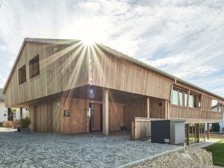 Fertighaus Back2Back von GRUBER.HAUS, Satteldach-Klassiker Außenansicht 1