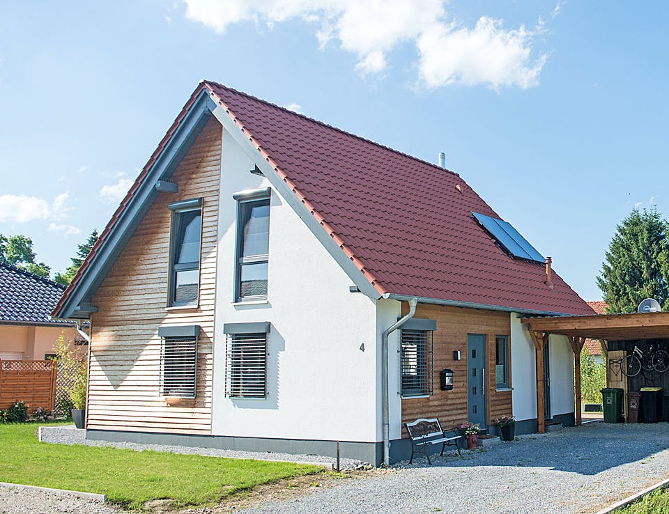 Fertighaus Kompaktes Einfamilienhaus für Kostenbewusste von Hausbau Heggemann Schlüsselfertig ab 350000€, Außenansicht 1